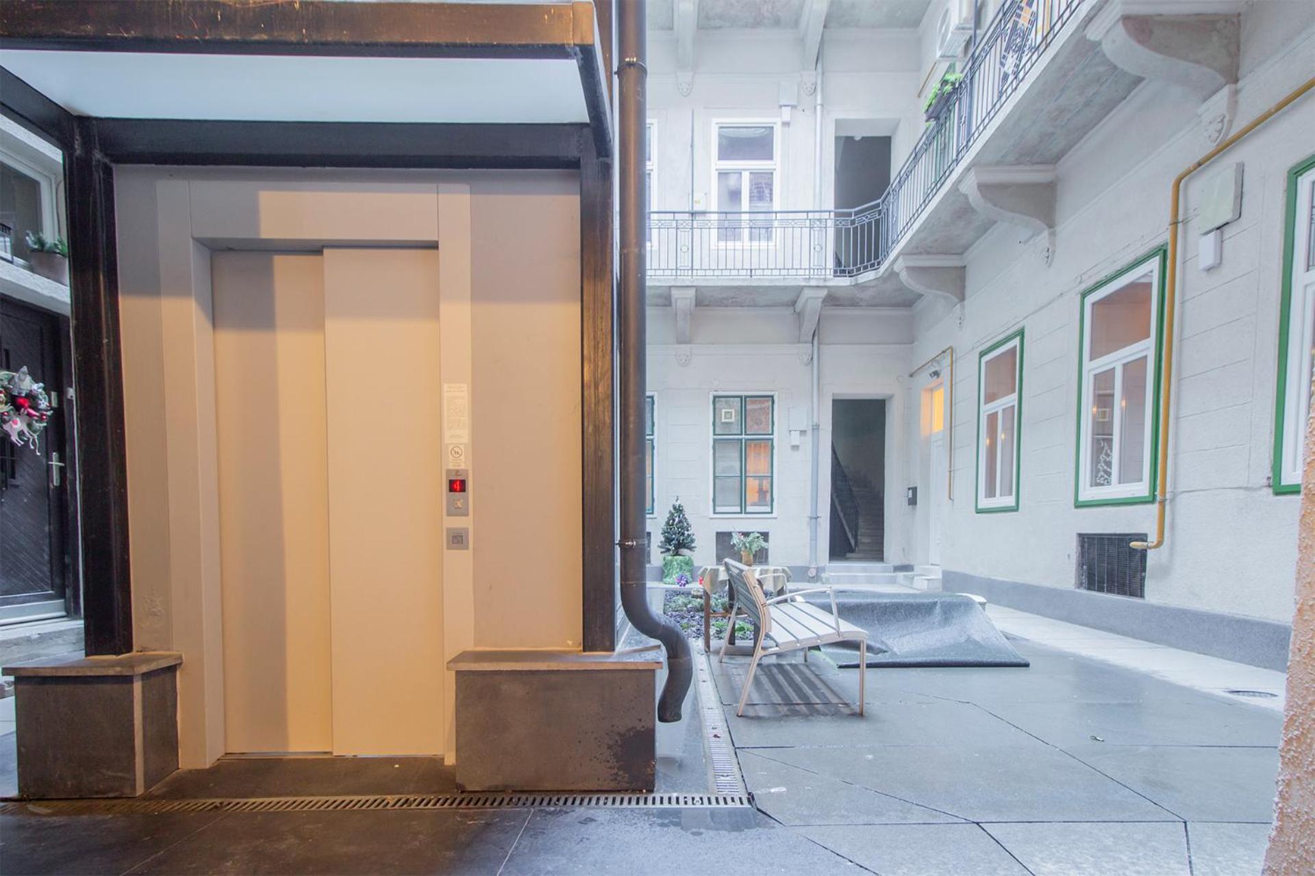 Kalvin 2Bdr Apartment With Ac Budapest Exterior foto
