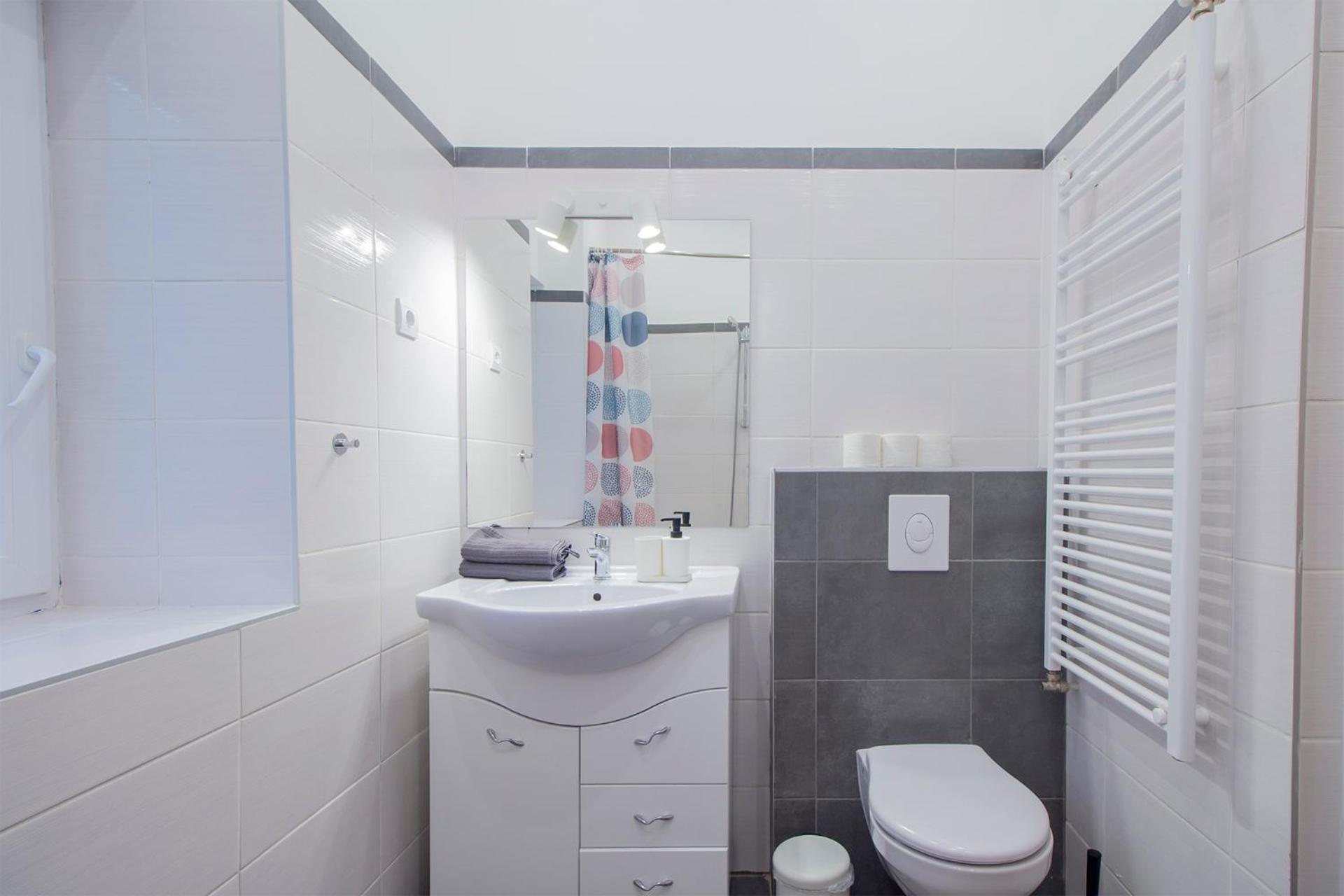 Kalvin 2Bdr Apartment With Ac Budapest Exterior foto